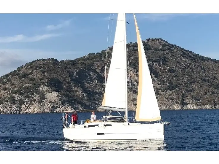 Friday, Dufour 350 Grand Large