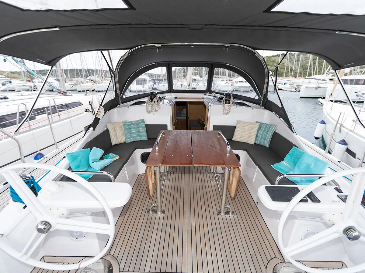 OLLIE new 2024 (air condition, cross-cut dacron sails), photograph 2