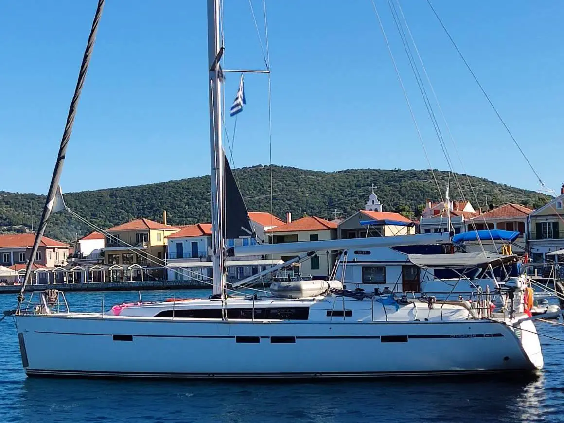 Athina, Main image