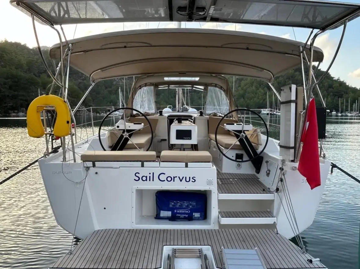 Sail Corvus, photograph 13