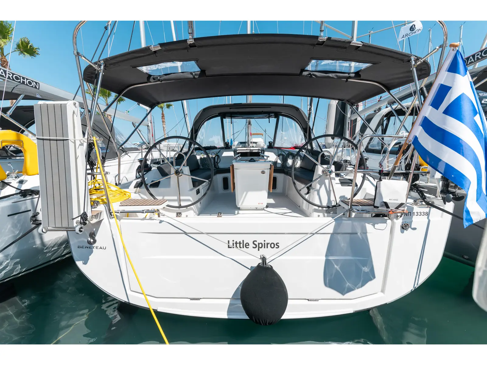 Little Spiros, Main image