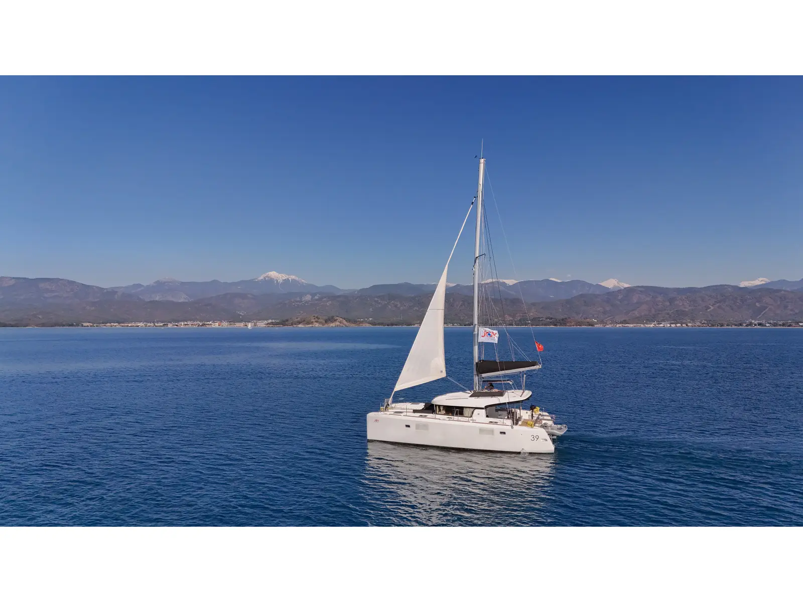 Joy One, Lagoon 39