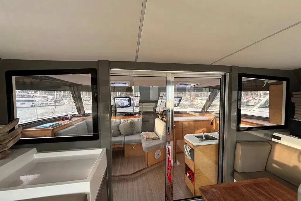 Lollo III, photograph 17