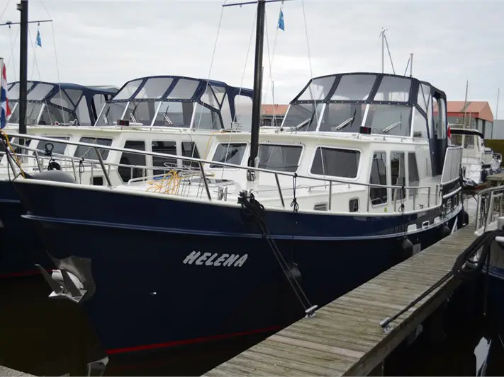 Helena, Main image
