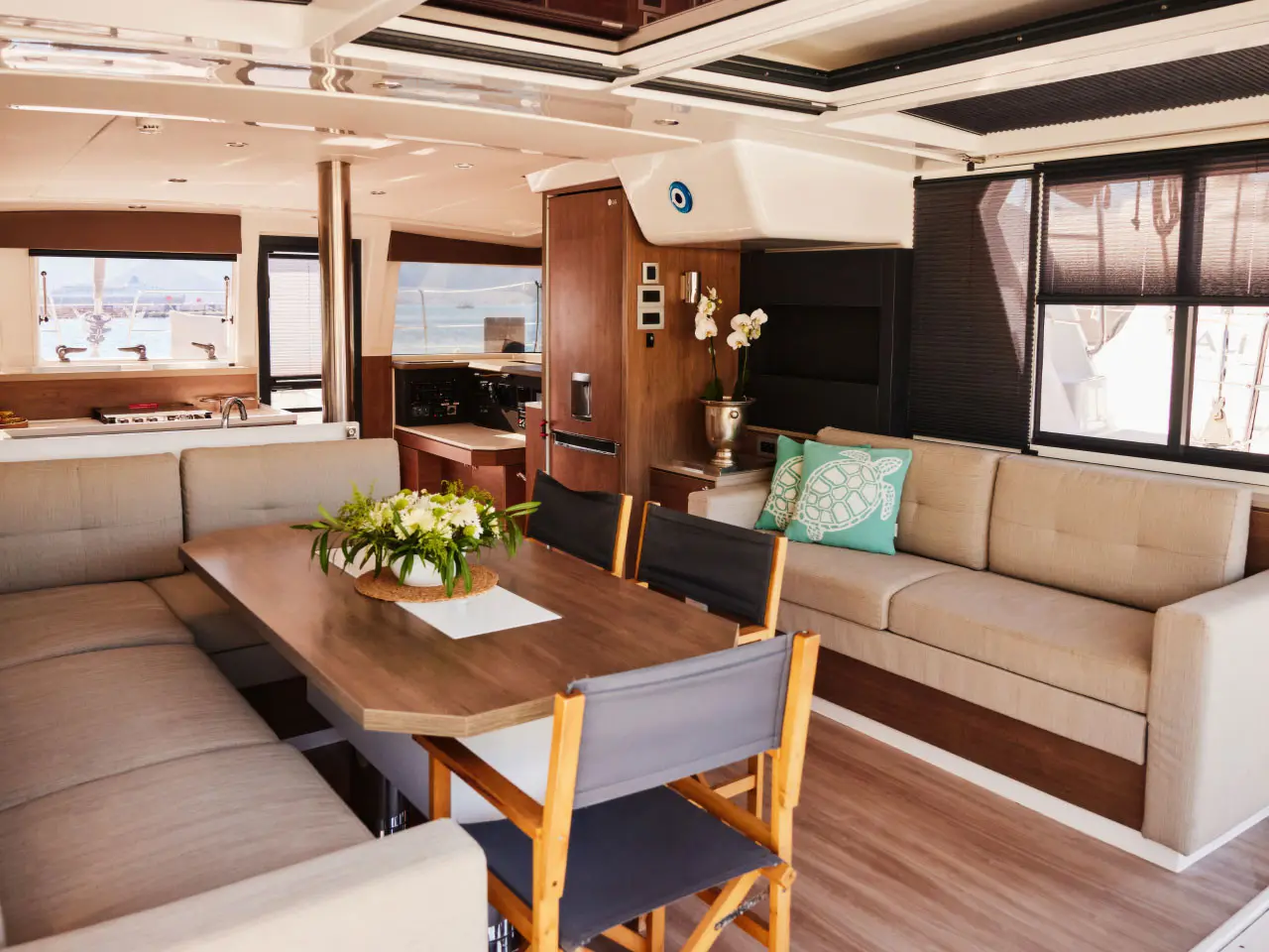 Pisces, Interior image