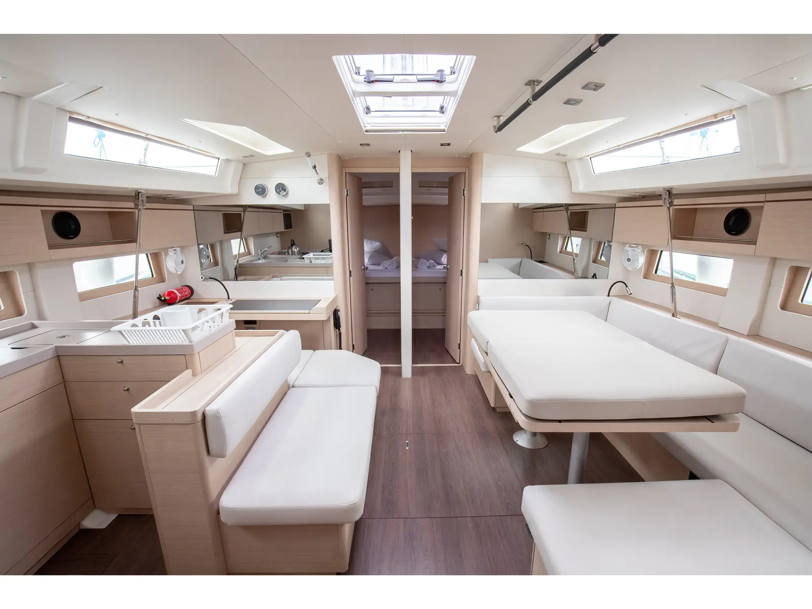 Elpida - Premium line, Interior image