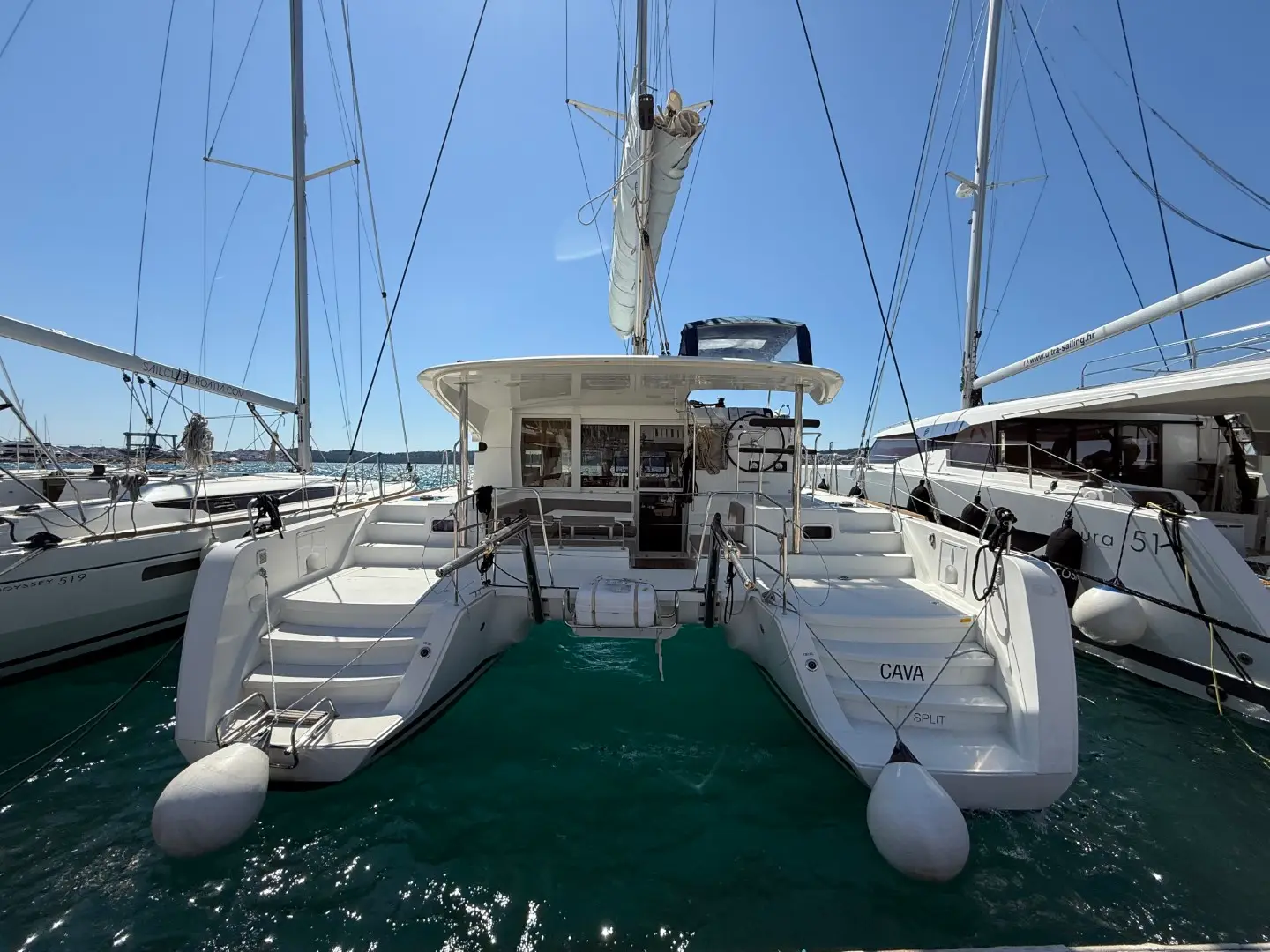Cava, Lagoon 39