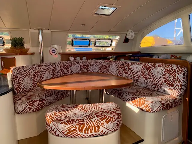 GO ZONE, Interior image