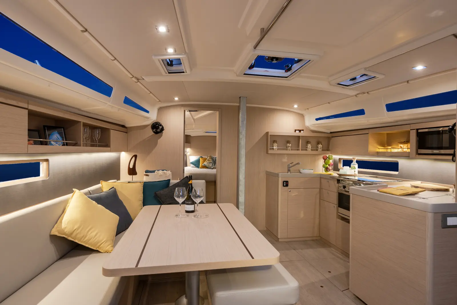 Sunsail 42 Premium, photograph 15