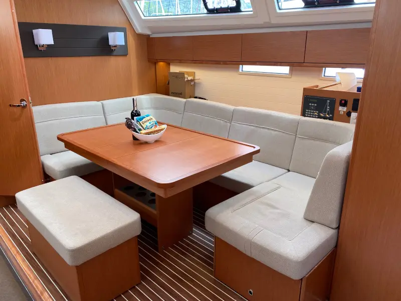 Northberry Blu, Interior image