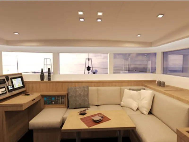 LE GRAND BLUE, Interior image
