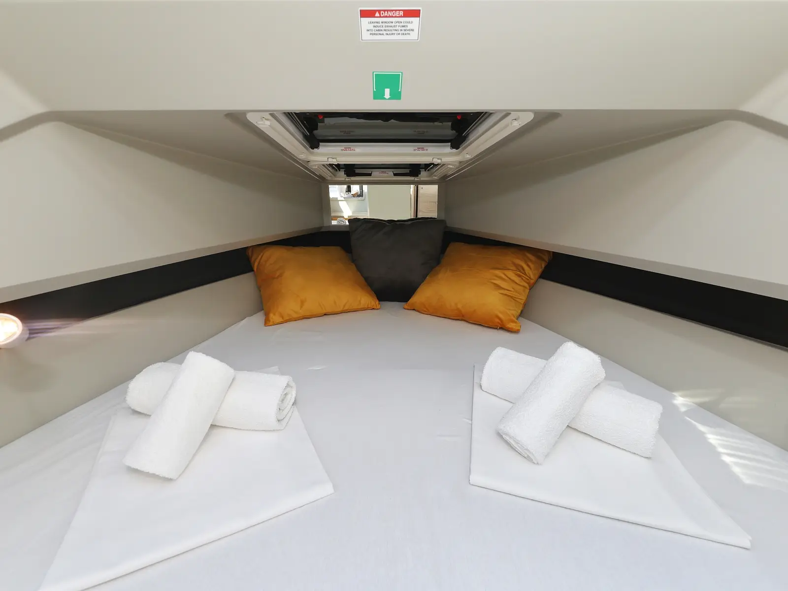 BURA, Interior image