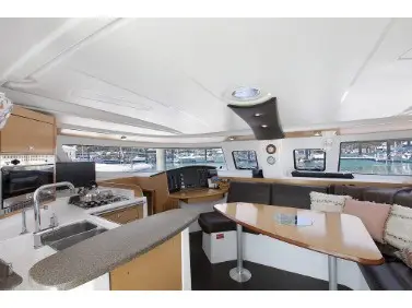 Premium, Interior image