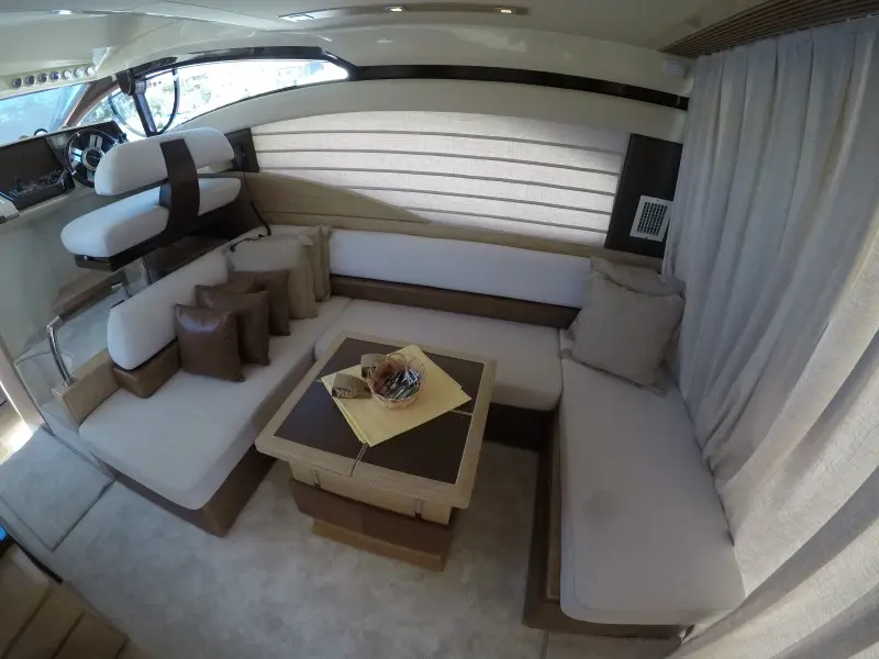 LUMA, Azimut 47 Fly