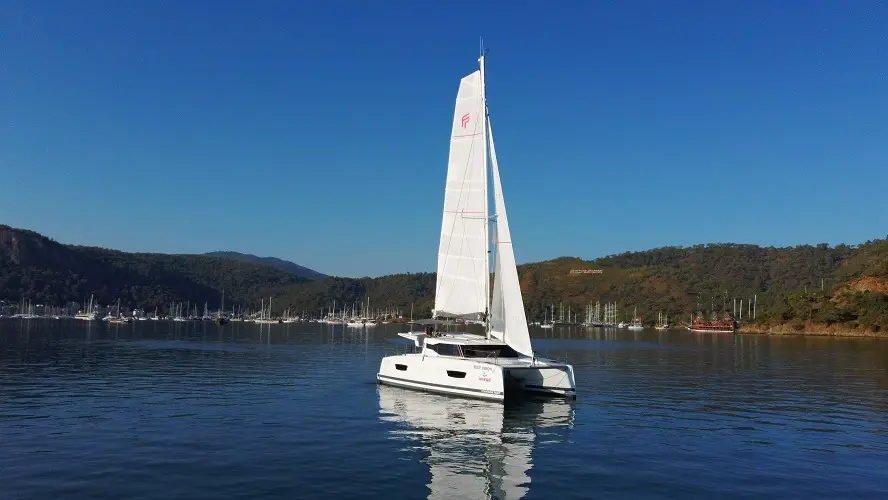Blue Orion, Isla 40