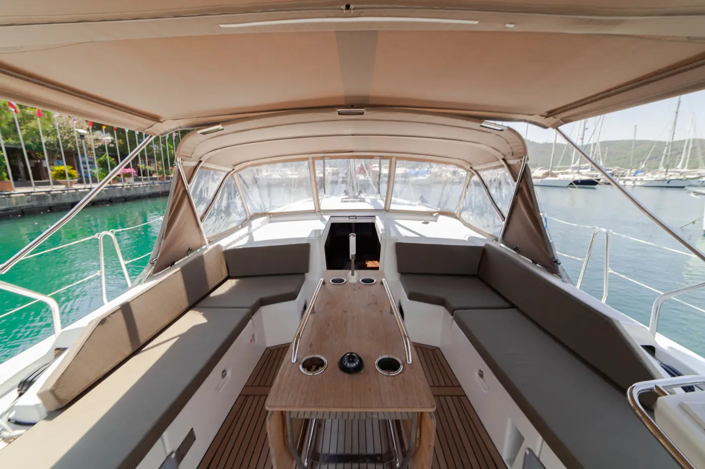 Sail Delta, photograph 7