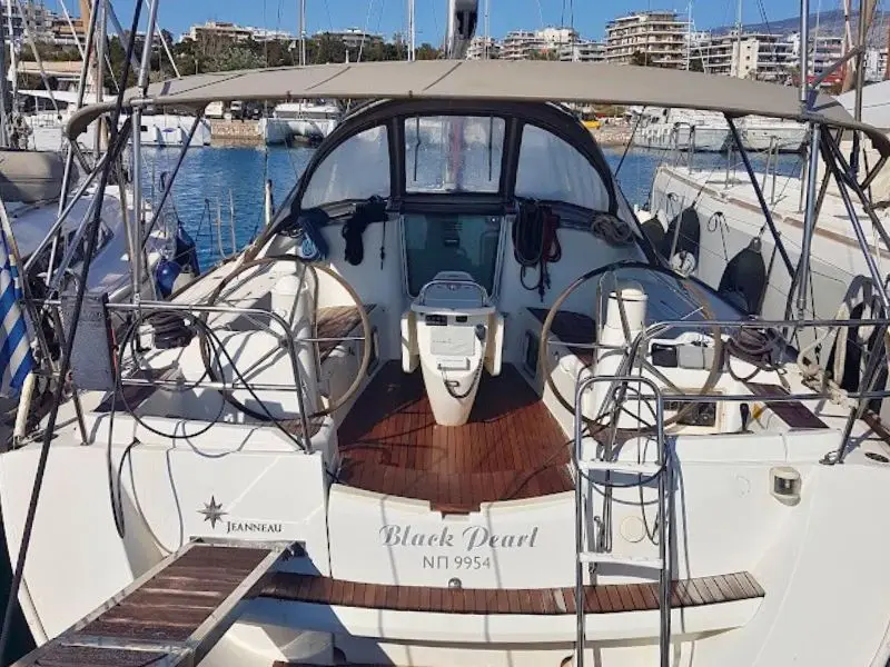 Black Pearl, Main image