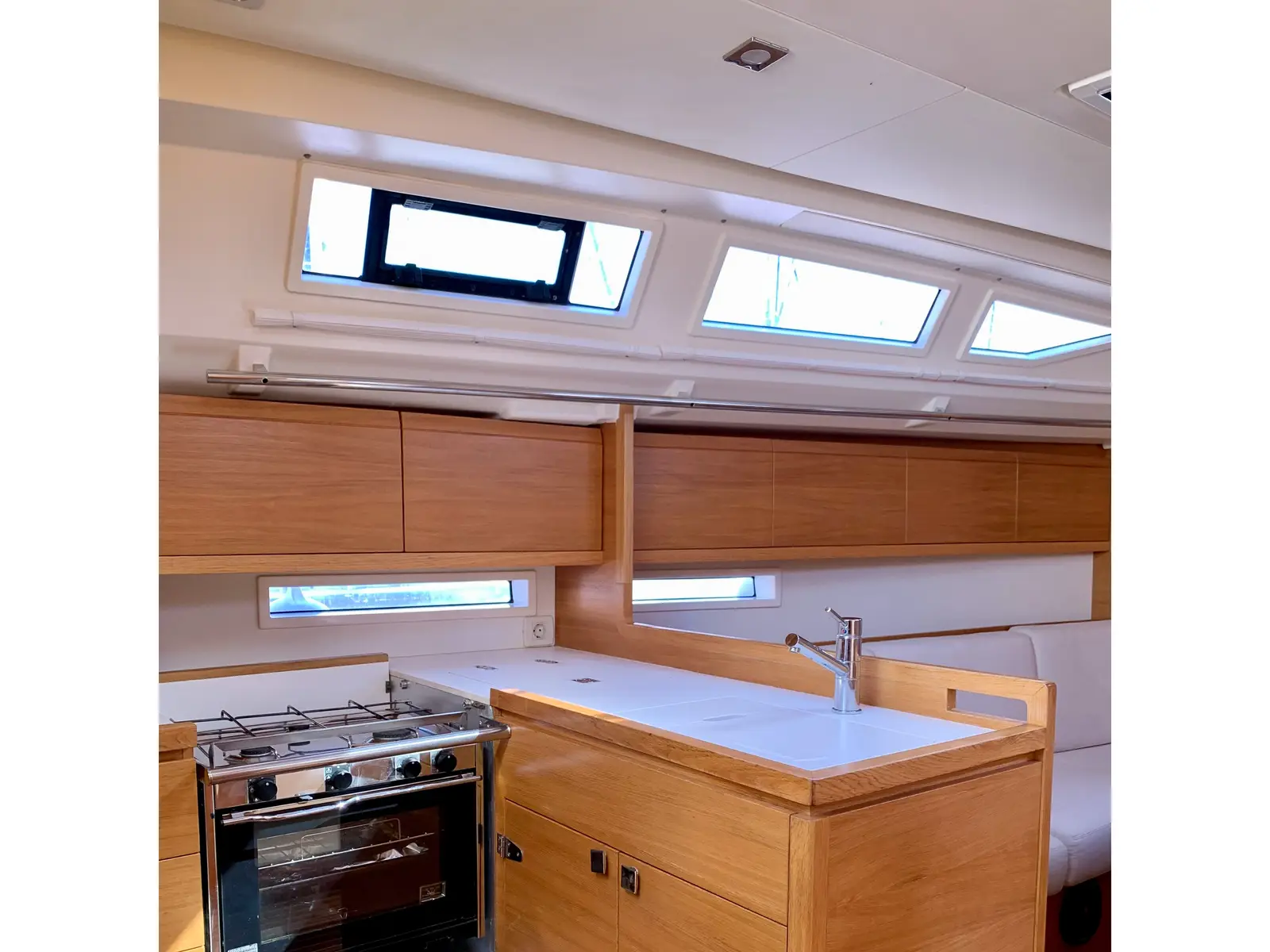 Smiles, Interior image
