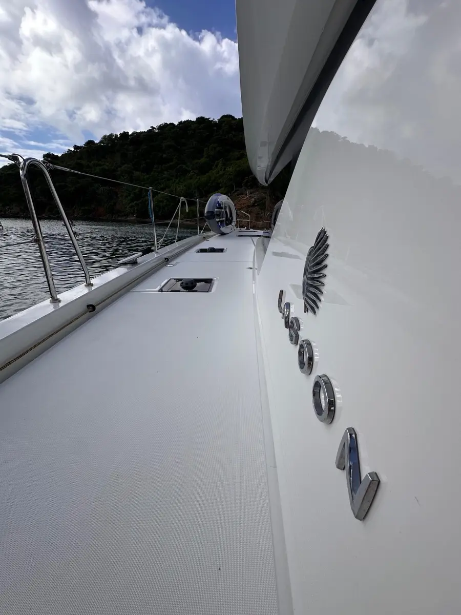 Maui- FIRST CLASS, photograph 29