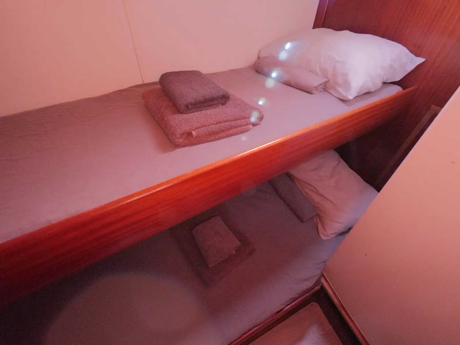 Velero, photograph 24