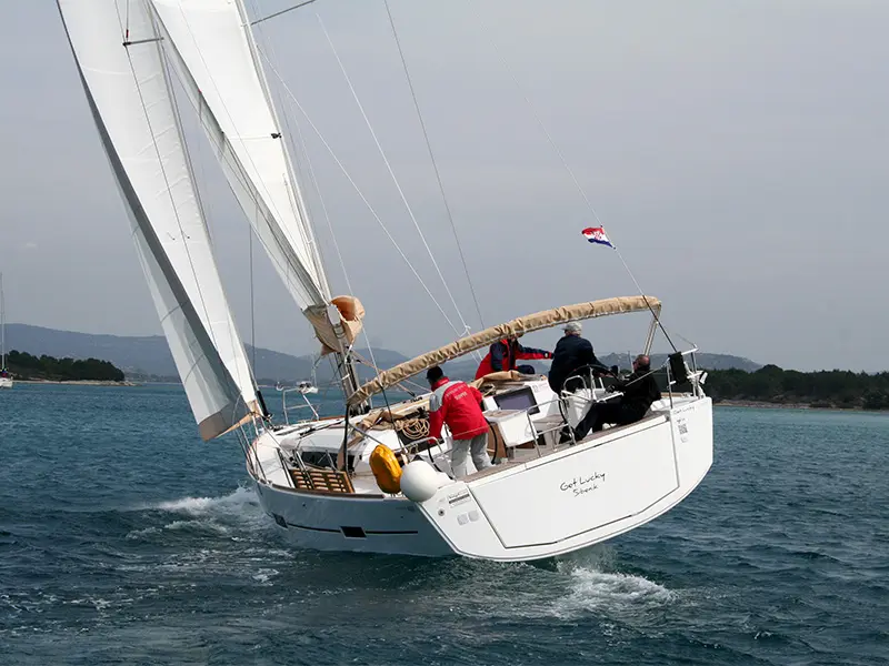 Get Lucky, Dufour 460