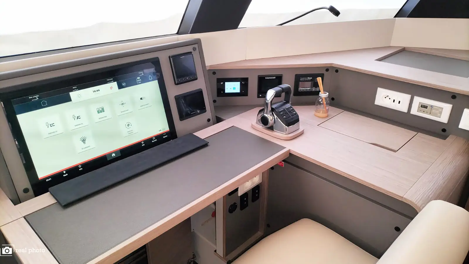 Libertà - Luxury Catamaran, A/C, Generator, Water maker, Solar panel, photograph 11