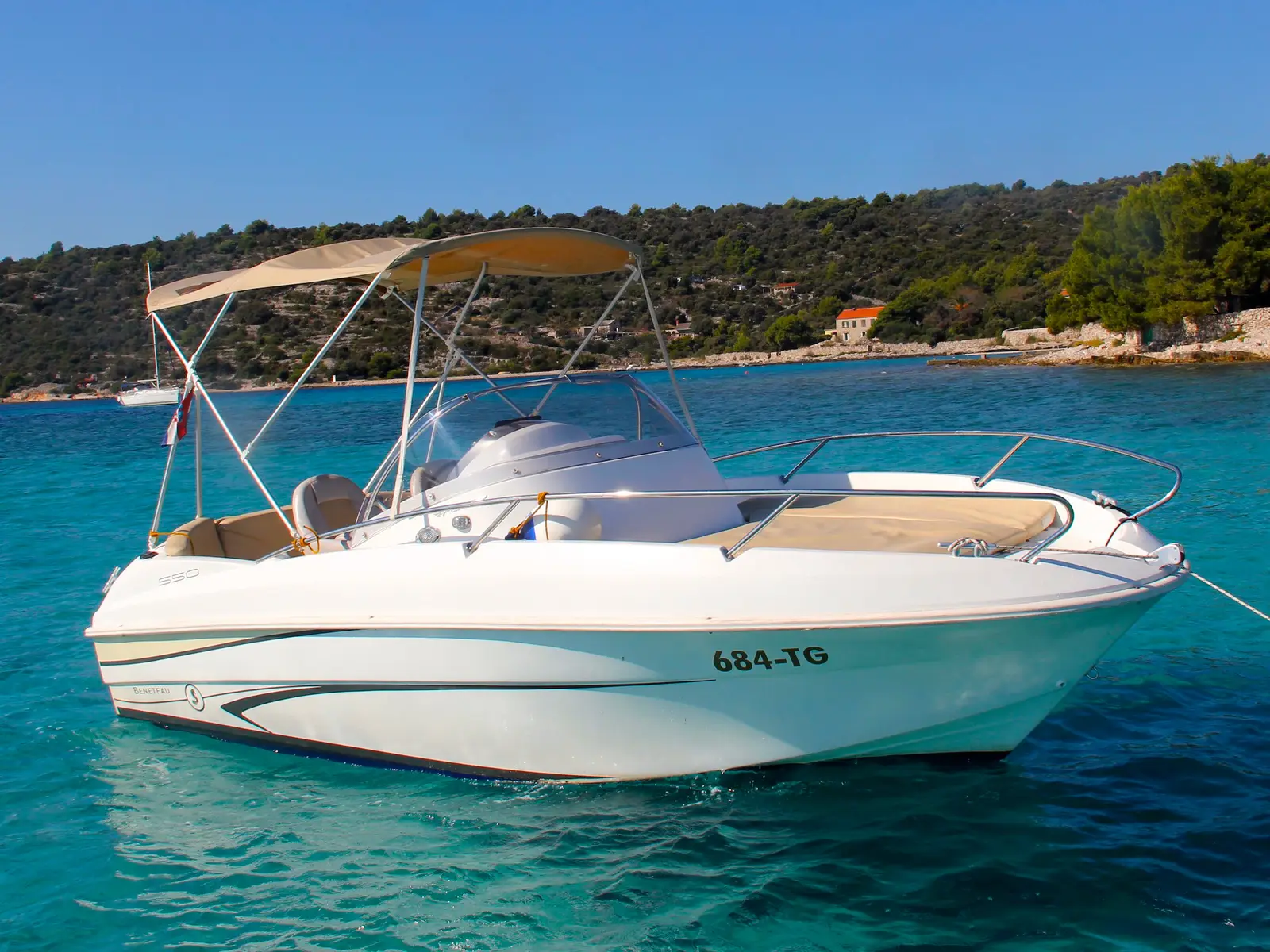 Beneteau Flyer 550 SUNdeck, Interior image