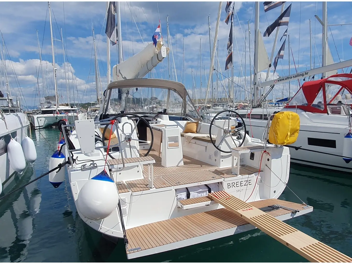 BREEZE, Main image