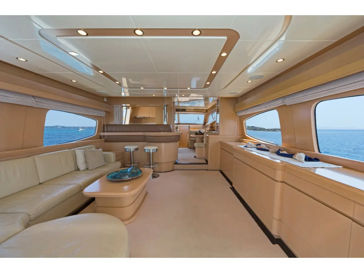 Hey Joe, Interior image