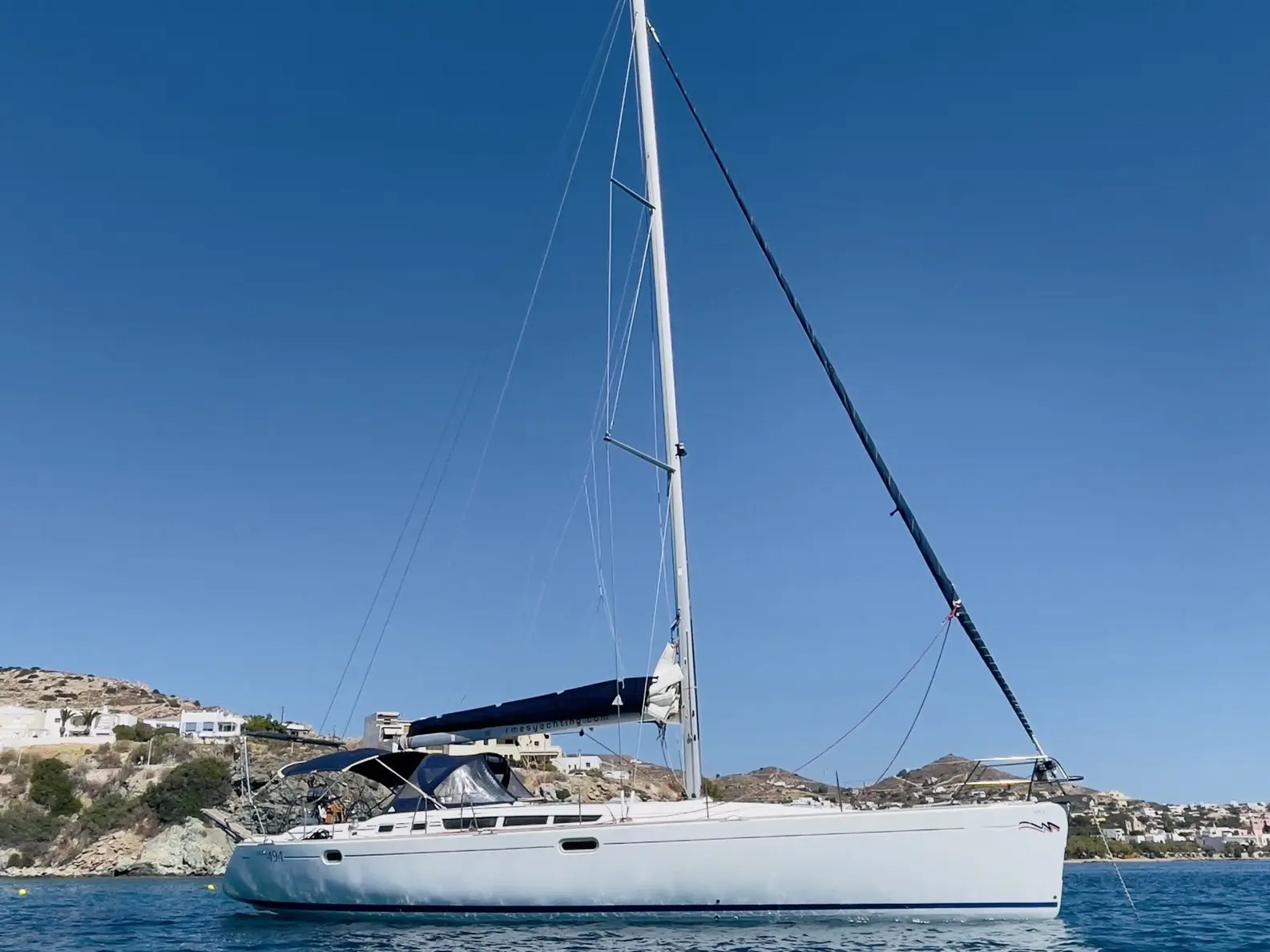 Azul, Main image