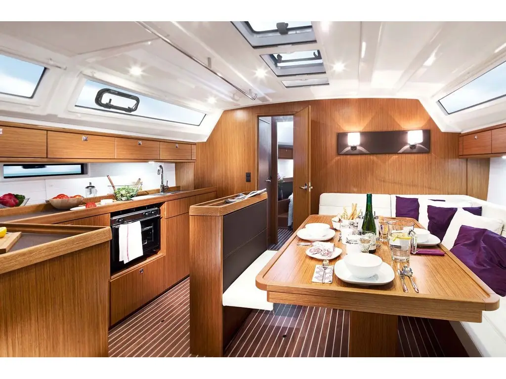 Jameson, Interior image