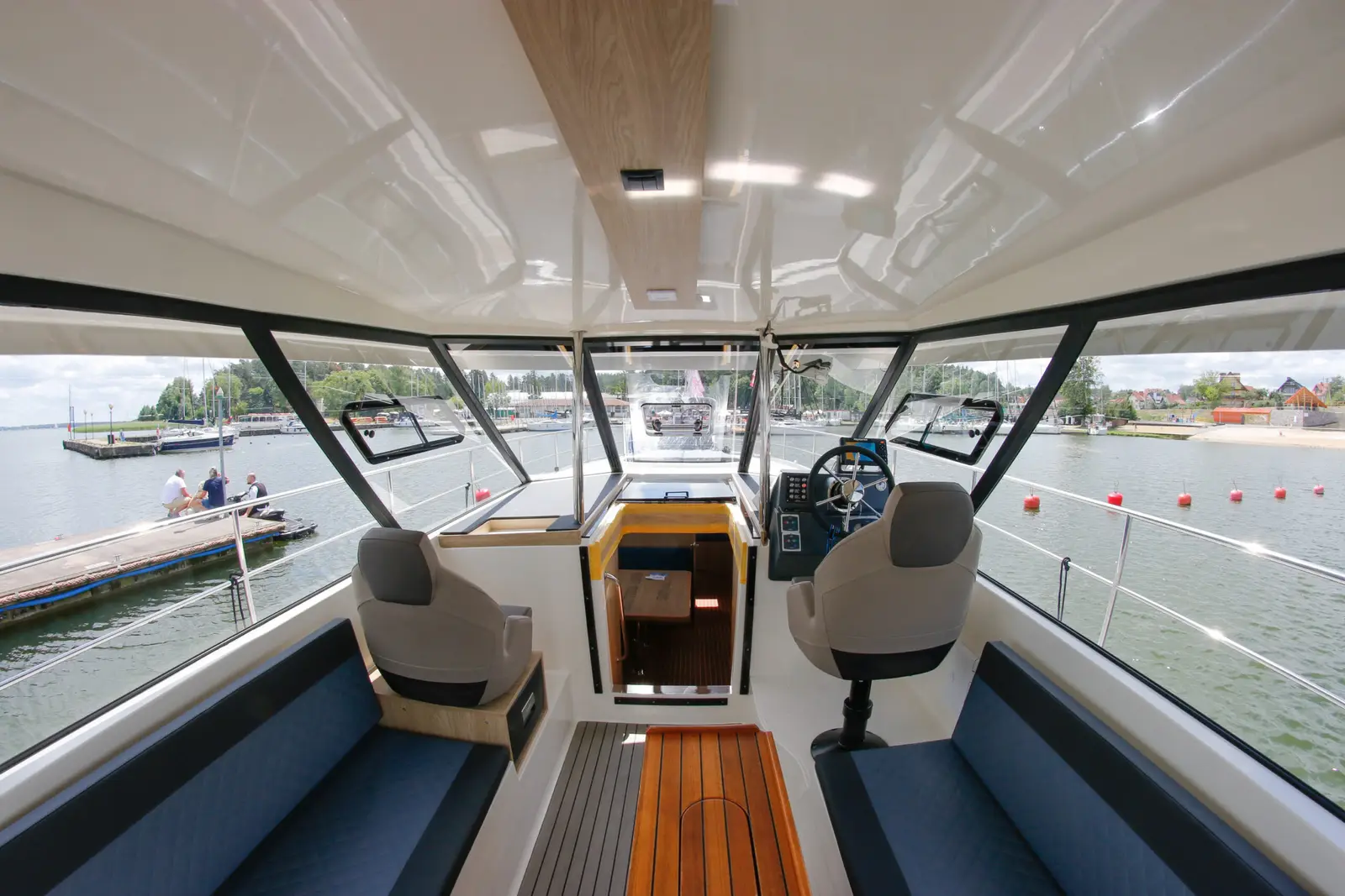Nautika 1300 Royal, foto 8