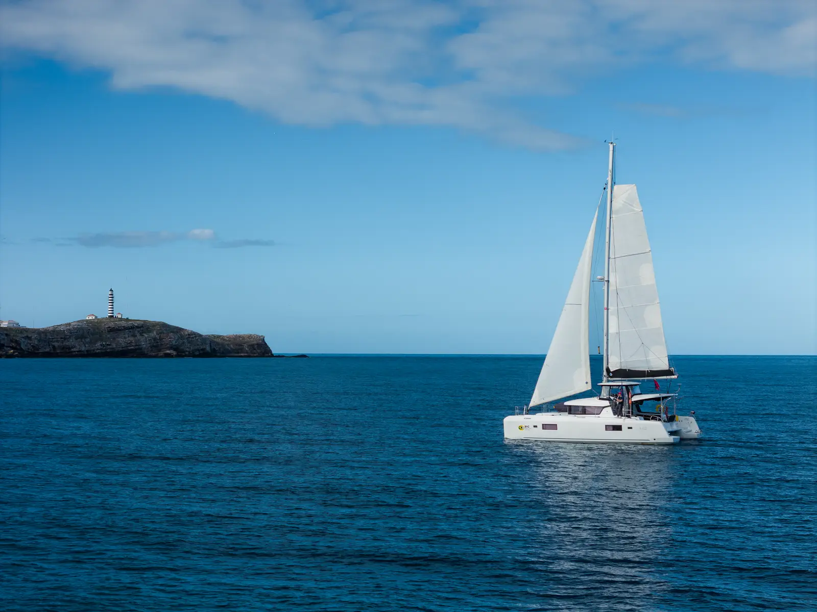 BYC SALVADOR, Lagoon 42