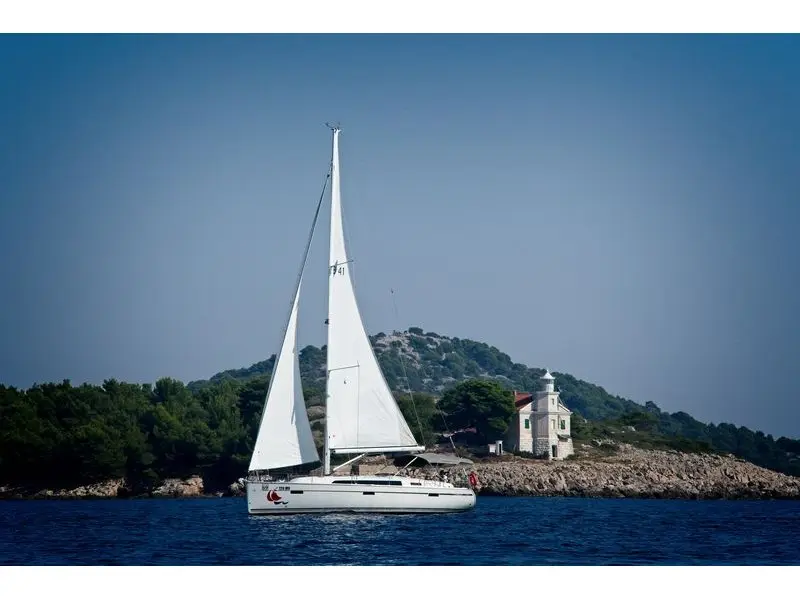 MH 58, Bavaria Cruiser 41