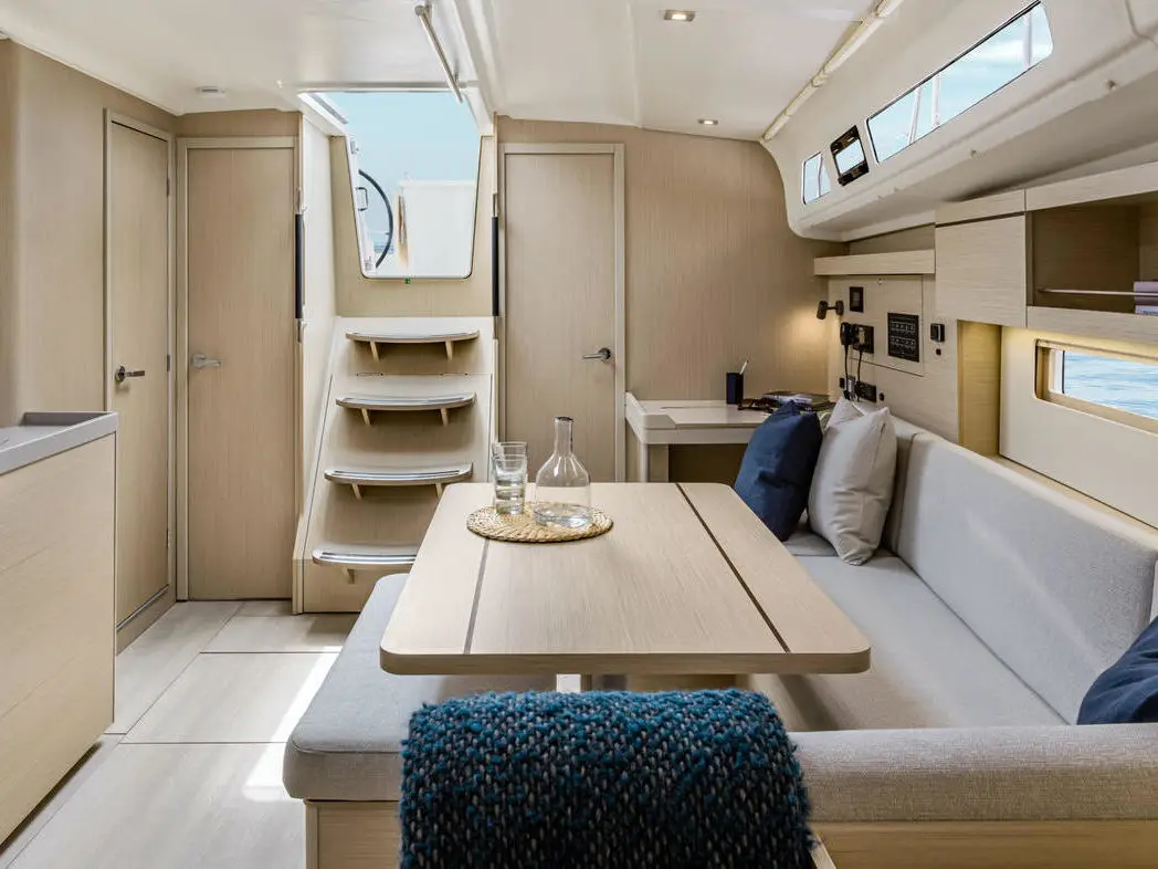 Vienna Nano, Interior image
