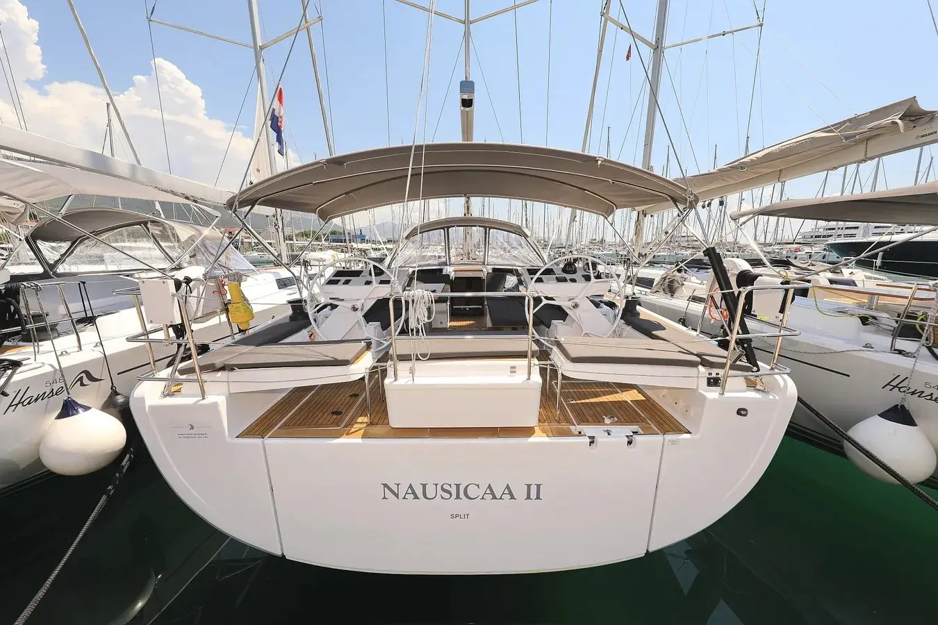 Nausicaa II, photograph 15