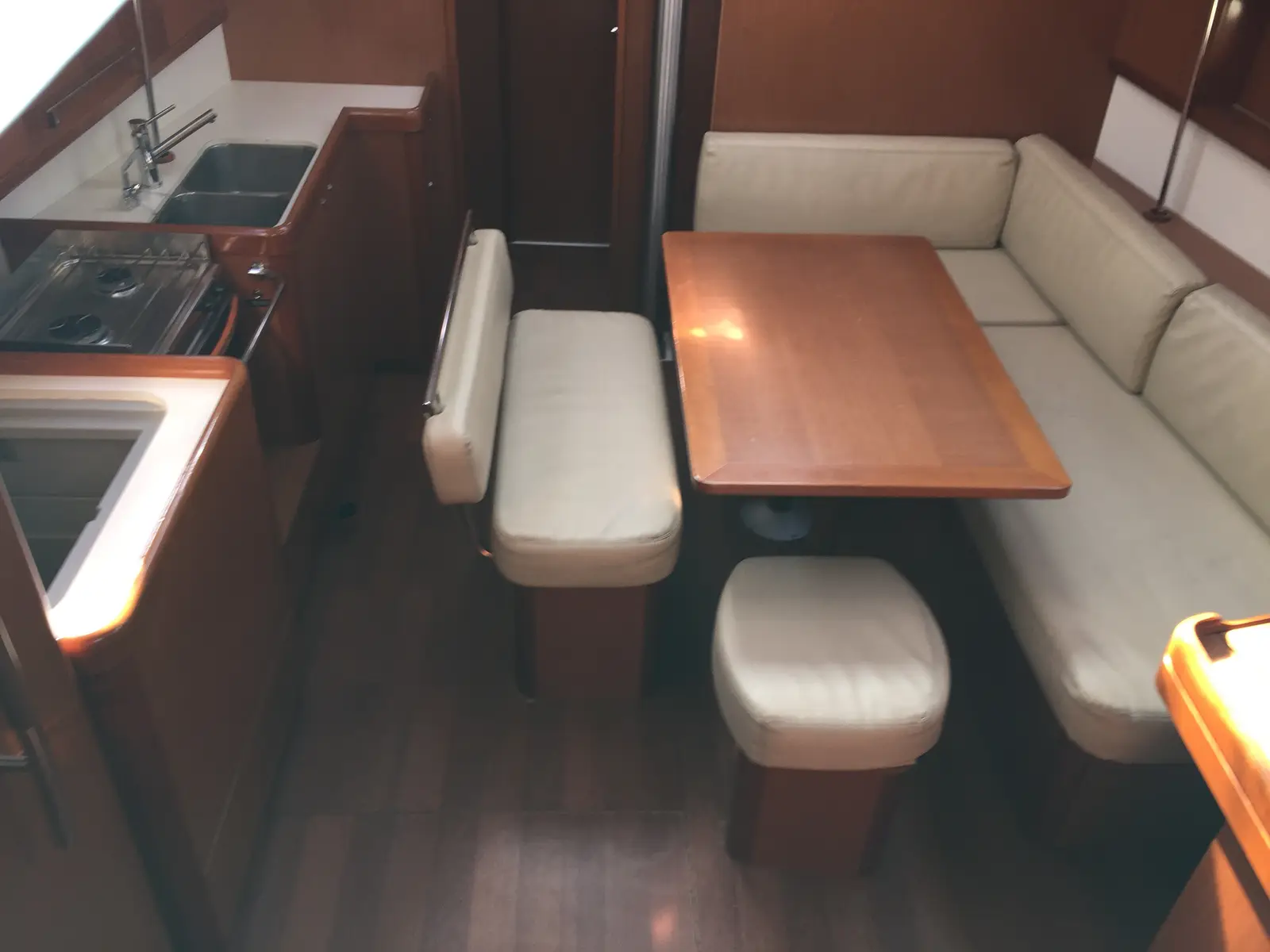Little Mermaid, Interior image