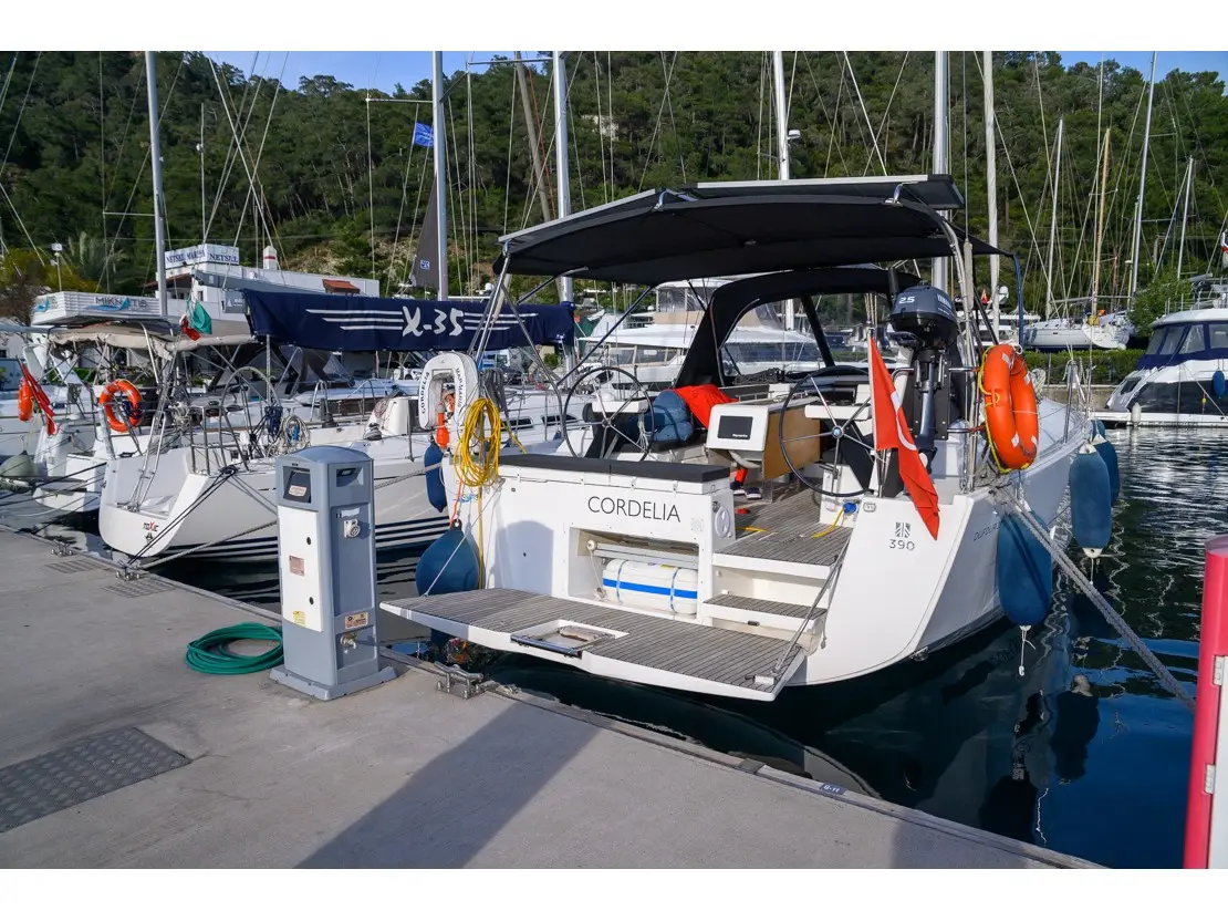 Cordelia, Dufour 390 Grand Large