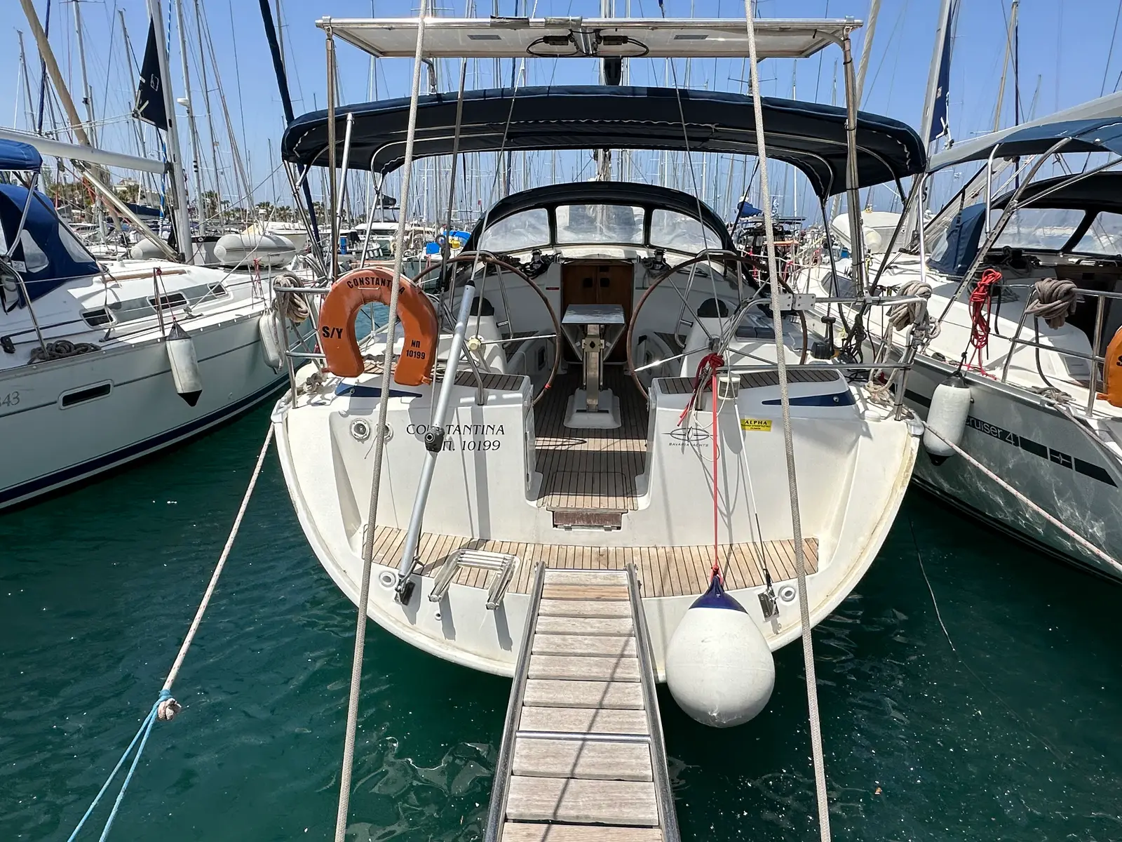S/Y Constantina, Bavaria 43 Cruiser