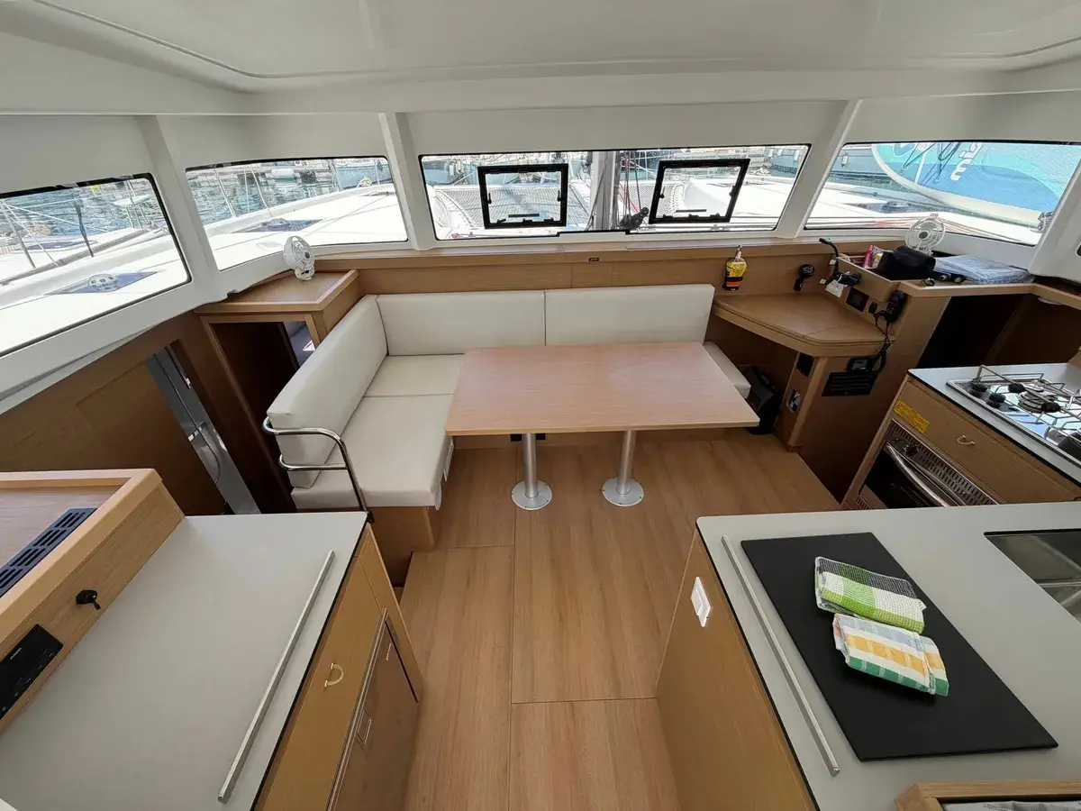 ART, Interior image