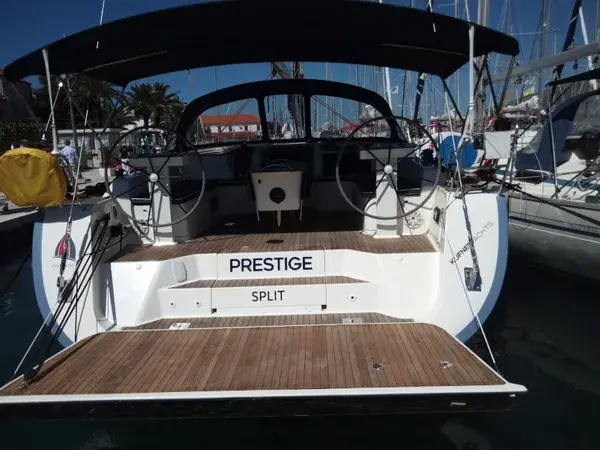 PRESTIGE, photograph 14
