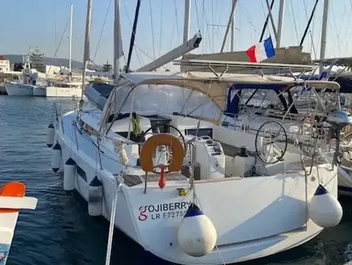 GOJI BERRY, Sun Odyssey 440