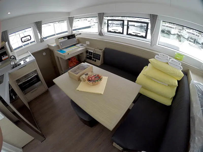 DUPLO II, Lagoon 40