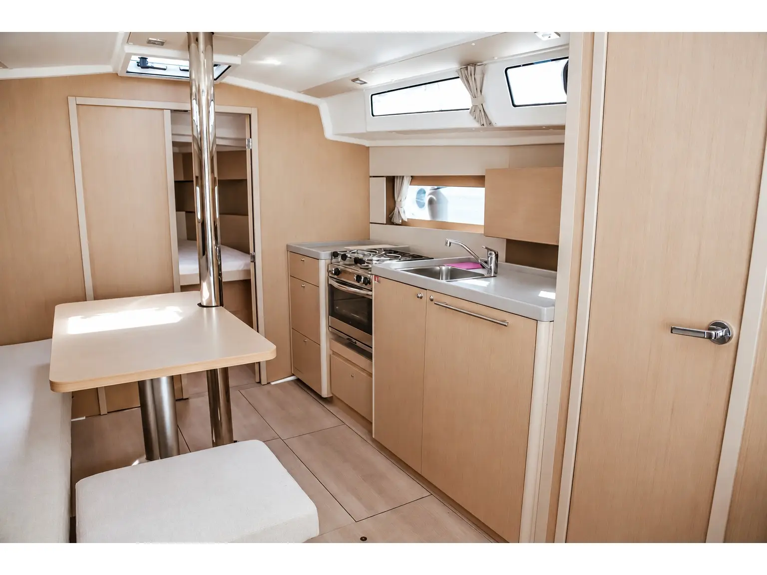 Sea Wolf, Interior image
