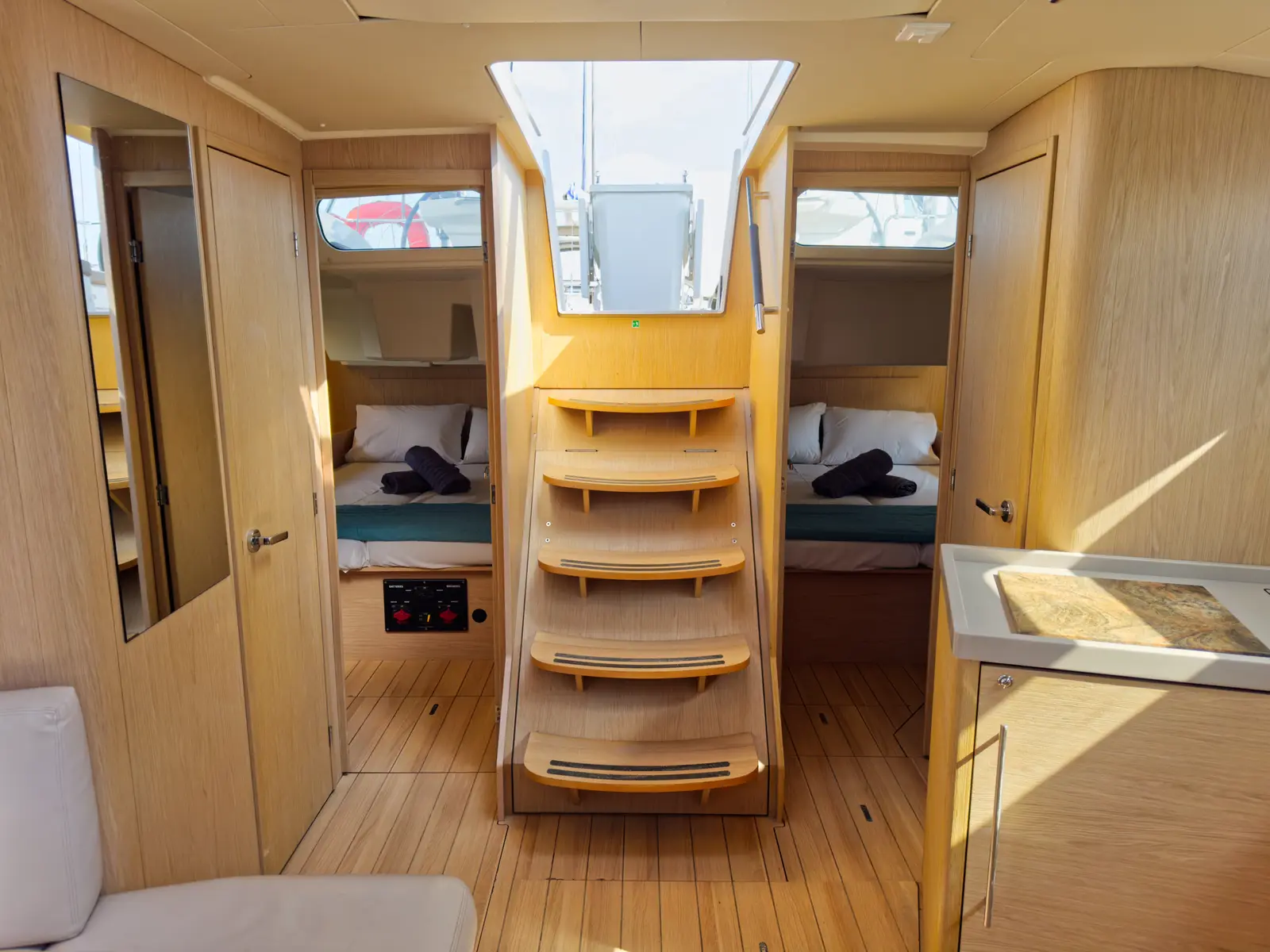 Sail Away (Refit 2025 - A/C - Electric Heads), photograph 25