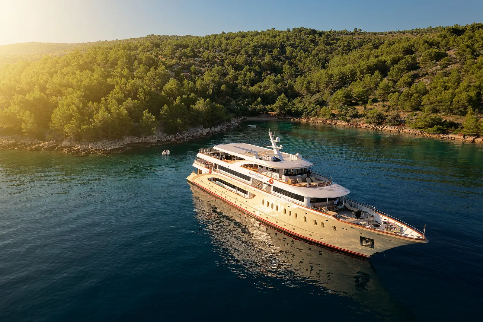 Queen Eleganza, foto 2
