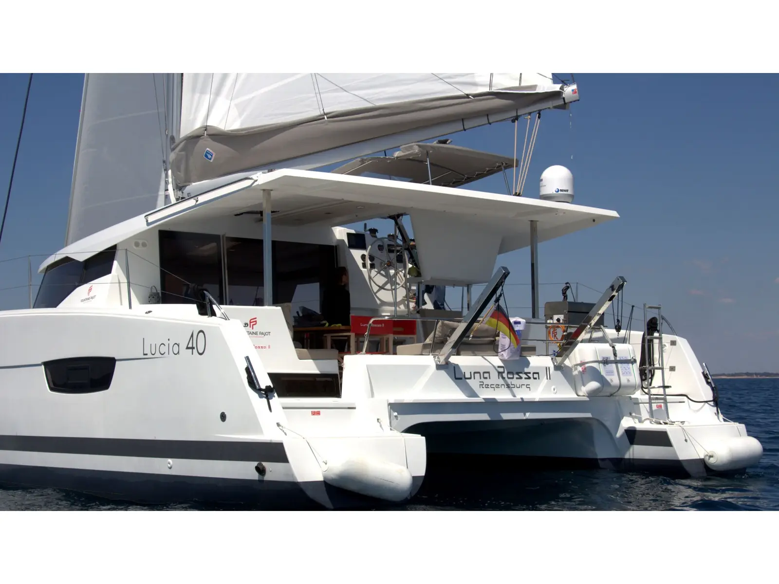Luna Rossa II, Main image