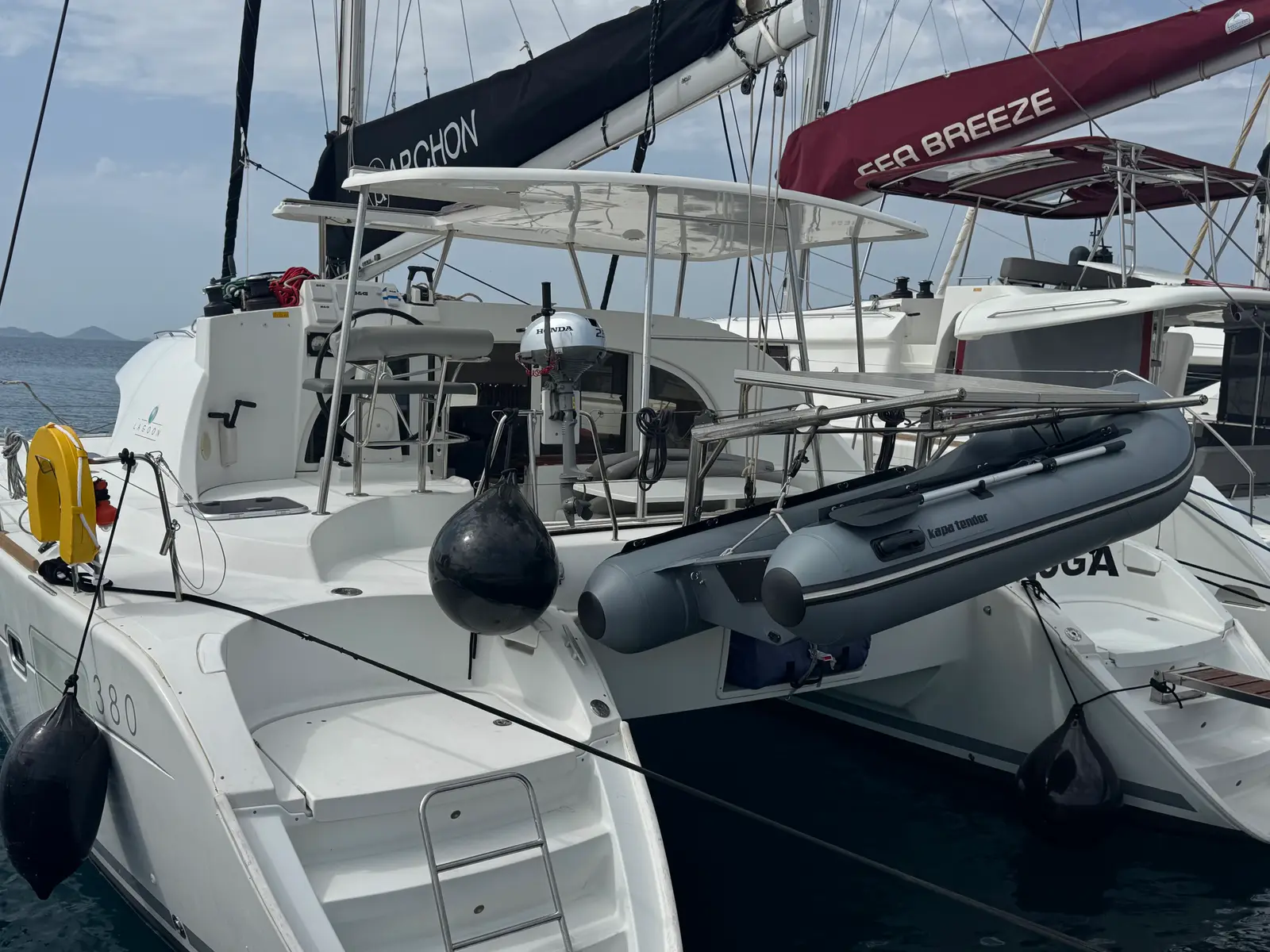 Beluga, Lagoon 380 S2