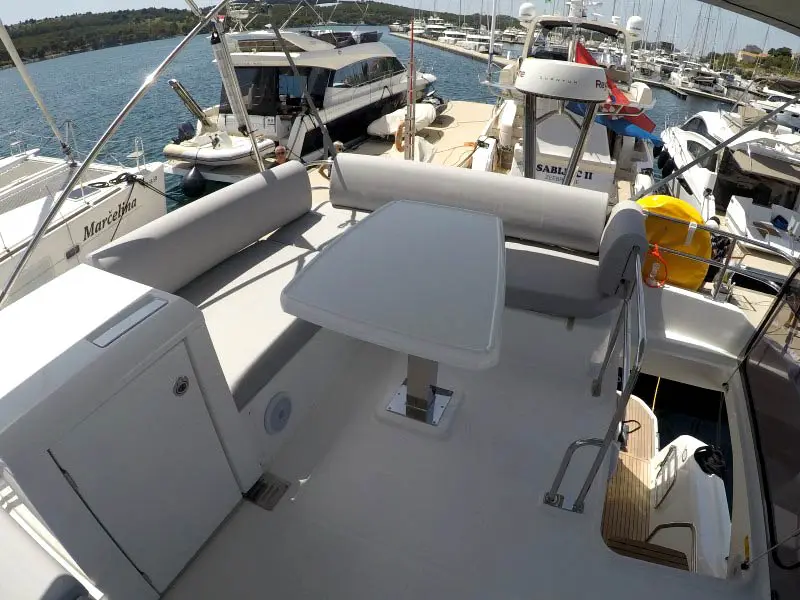Brigadoon, Prestige 420 Fly