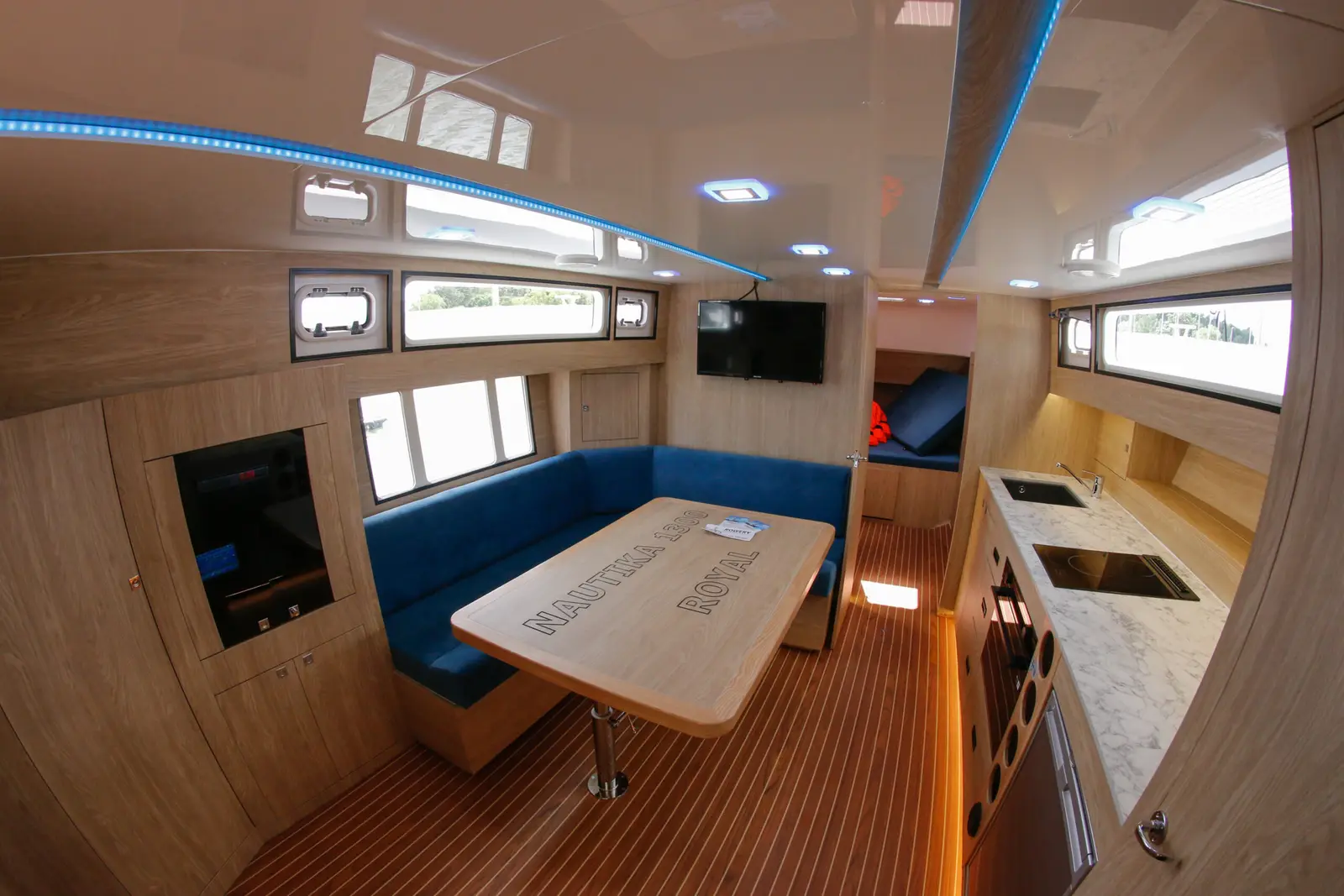 Nautika 1300 Royal, foto 37